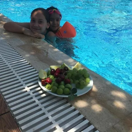konyaaltıçağan otel 2* Antalya