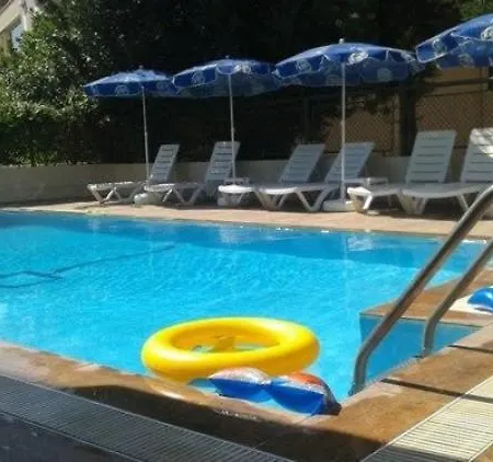 konyaaltıçağan otel Otel 2*